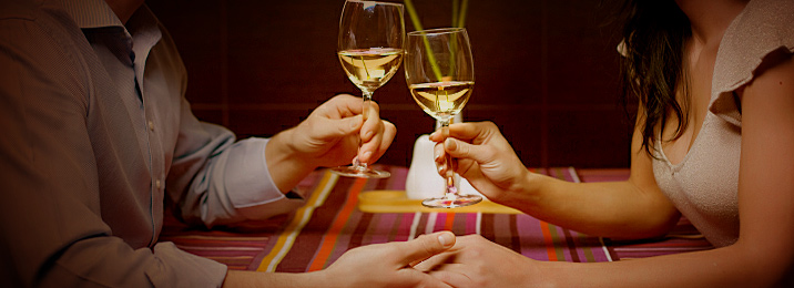 como-decorar-mesa-jantar-romantico